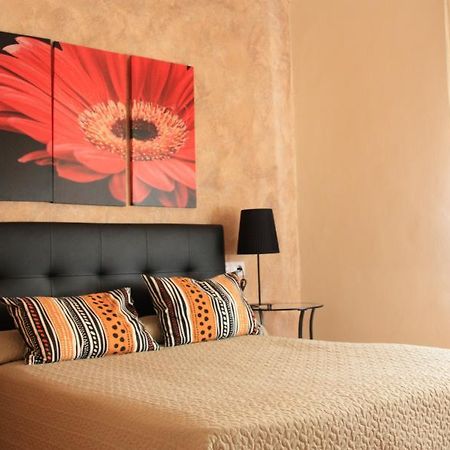 Hostal Rte. Elena Fuentes de Ebro Pokoj fotografie