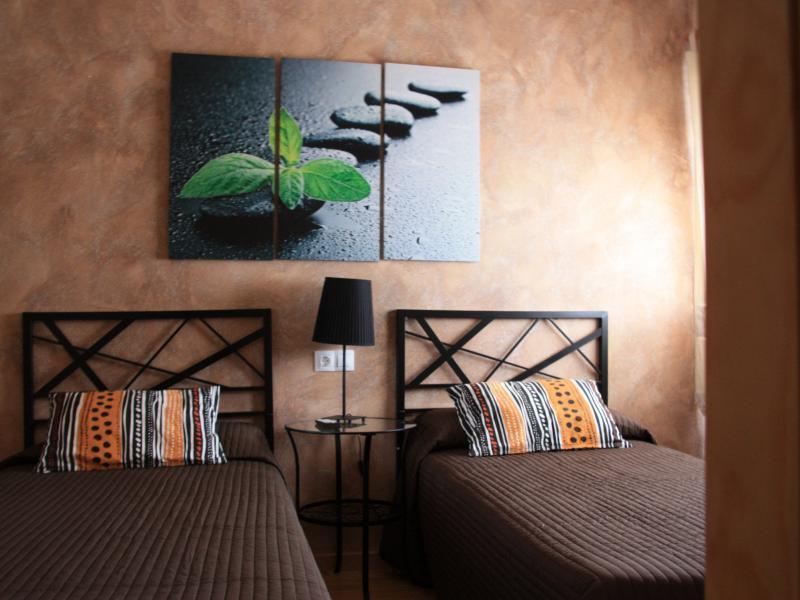Hostal Rte. Elena Fuentes de Ebro Pokoj fotografie