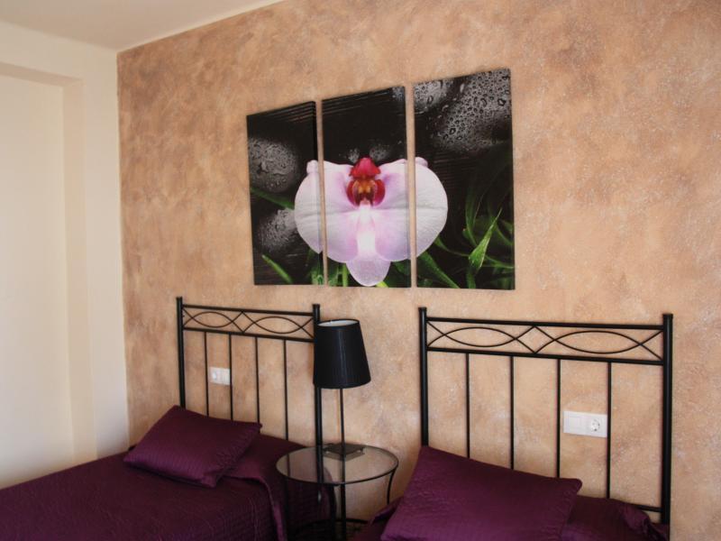 Hostal Rte. Elena Fuentes de Ebro Pokoj fotografie