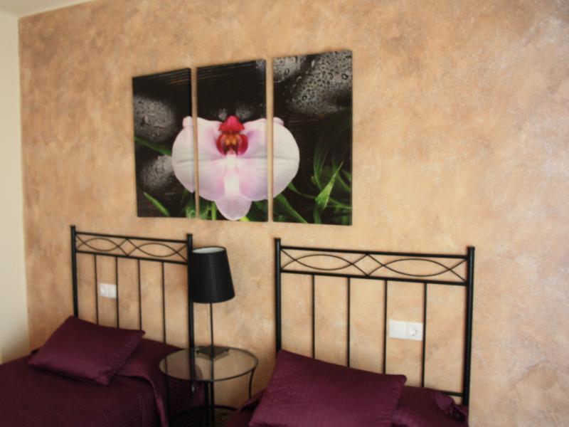 Hostal Rte. Elena Fuentes de Ebro Pokoj fotografie